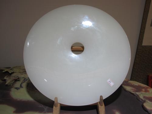 阿富汗玉保养要擦油吗,玉手镯渗透油渍该怎么办？