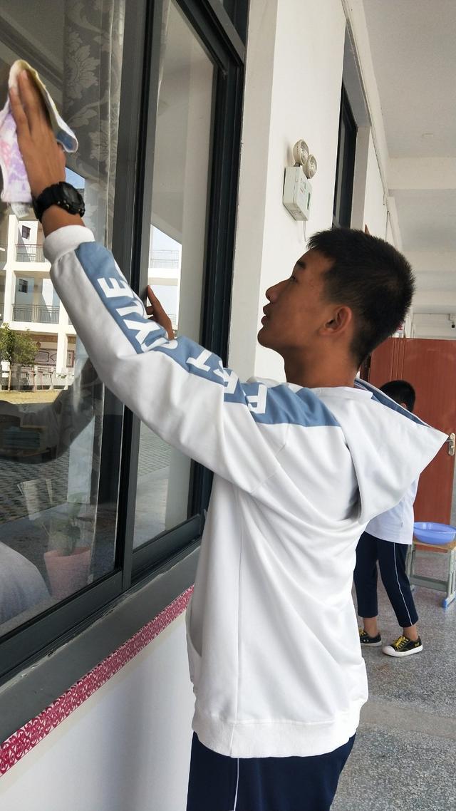 为什么国家要求<a href=https://maguai.com/list/68-0-0.html target=_blank class=infotextkey><a href=https://maguai.com/list/68-0-0.html target=_blank class=infotextkey>学生</a></a>增加劳动课这一新规定
