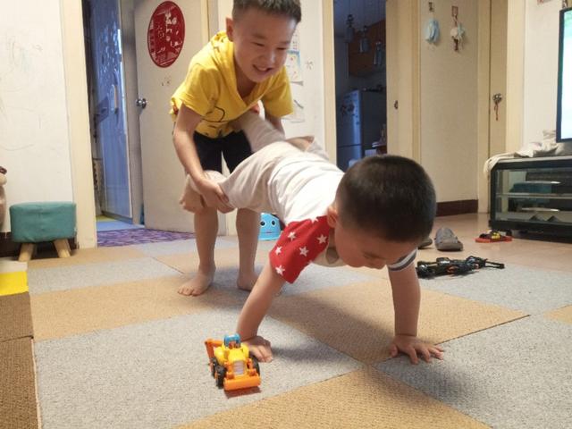 攀岩教学(攀岩教学视频 交叉手)