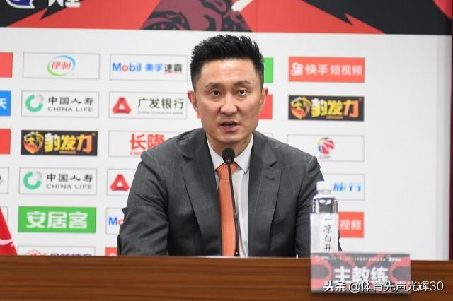浙江斗狗大赛视频直播:俄罗斯斗狗视频直播 CBA全明星落下帷幕！谁才是本次全明星最耀眼的星？
