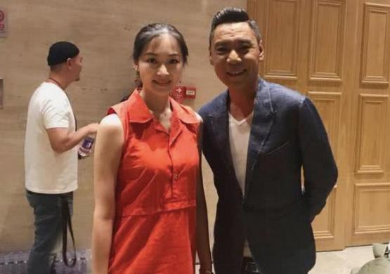 黄海波和莫小棋:你熟悉演员黄海波吗，曾经风光当红的他后来低调淡出和谁结婚了？