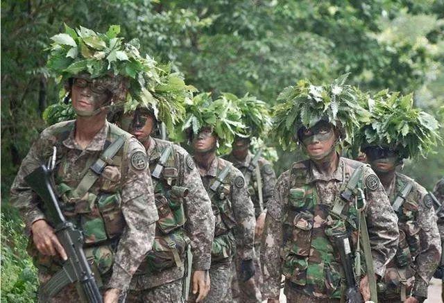 韩国兵役:韩国男生服兵役，女友怎么办？