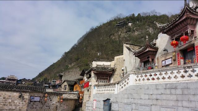 租车旅游什么车比较舒服？