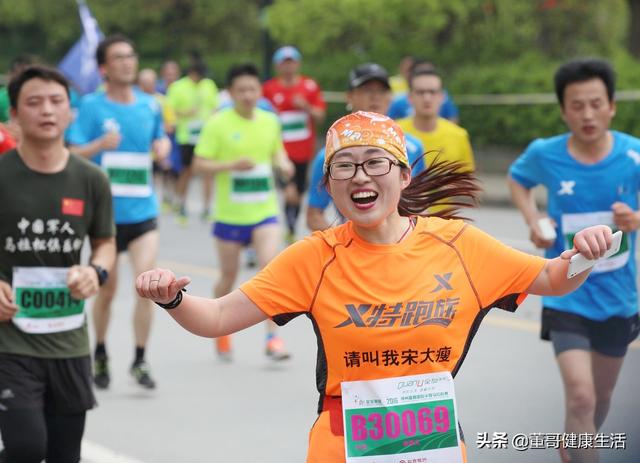 多人运动是什么意思:有些人明明知道罗志祥有女朋友，为什么还要与他多人运动？