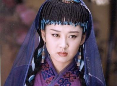 小龙女彤彤图片:好爸爸人设的背后，你真以为张碧晨未婚生女这事这么单纯吗？
