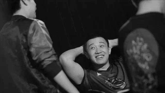 PDD直播找到死亡宣告陪玩,“直言这真的是宣告吗,怎么成这样了”,你怎么看？
