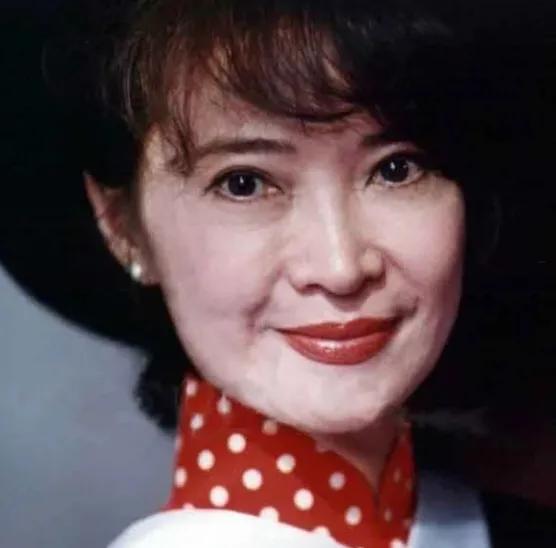 萧芳芳秦祥林:谢贤跟秦祥林是好兄弟，为什么他们都会甩了女神萧芳芳？