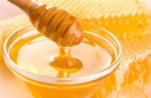 蜂蜜水有什么好处与作用？