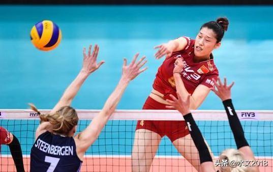 张英席:刘晓彤被称为中国女排最稳替补，她有什么资本吗？