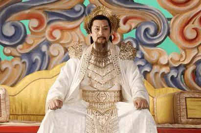 东华帝君和父神谁厉害:父神都死了为什么东华帝君没死？