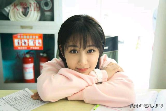 窦骁周冬雨:你觉得杨紫和周冬雨谁的演技更好一点呢