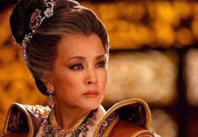 历史上的武则天:中国历史上唯一的女皇帝武则天，晚年为何宠幸男宠？