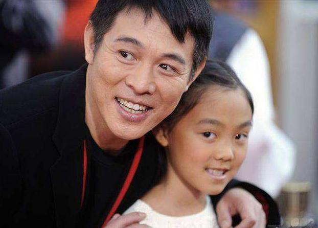 李连杰老婆利智:利智最美的时候有多少男人追过她，为什么她选择了李连杰？