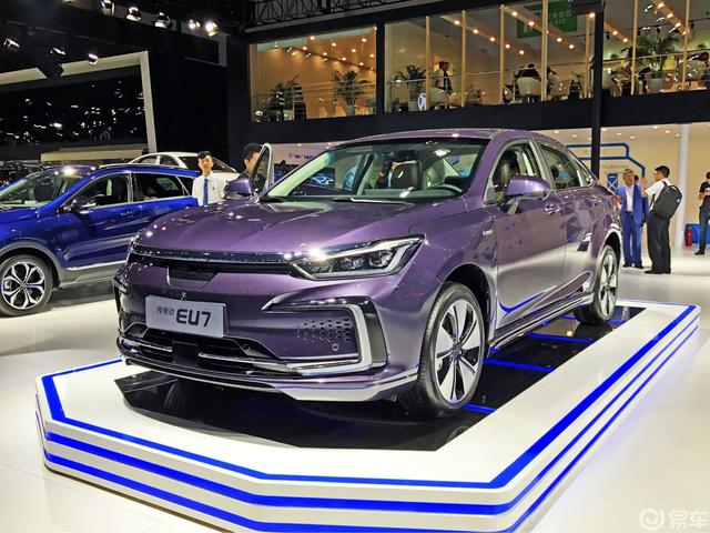 2017年北京新能源车展，北汽汽车即将推出首款新能源汽车EU7，这款车怎么样