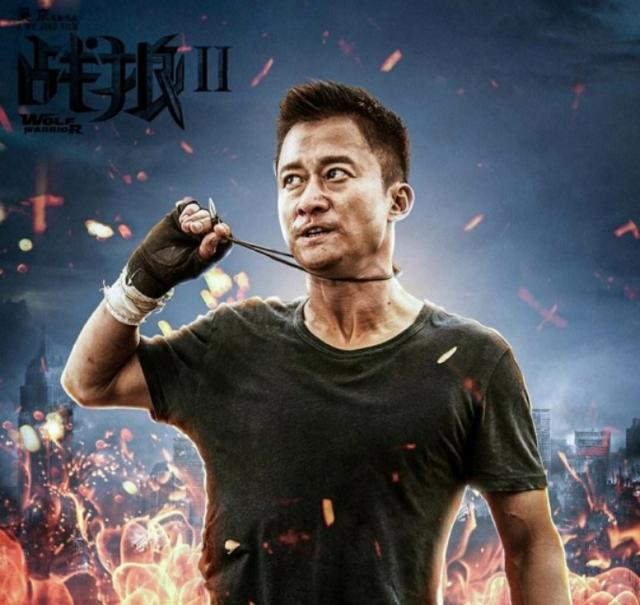 战狼吴京:《战狼》吴京捉拿敏登这一段，为什么那些雇佣兵不敢开枪