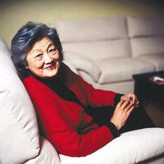 洪晃的真实身世:章含之明明是陈调元的孙女，为什么被章士钊收养了？