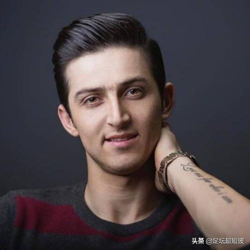 惠天赐:你认为哪些男星古装扮相最美