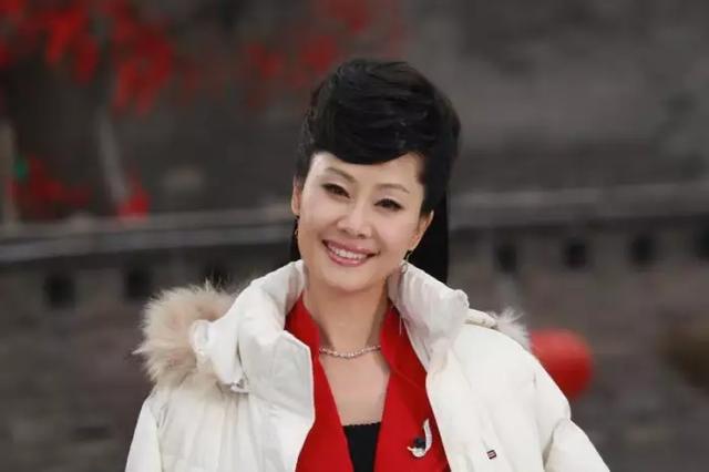 朱之文睡于文华几次:风波不断的朱之文对他的伯乐于文华有什么影响吗，你怎么看