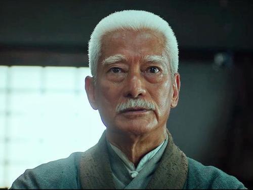 丁思甜:关于《鬼吹灯》有哪些细思极恐的细节？