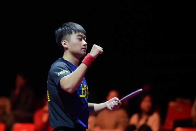 头条问答 - 乒乓球奥公赛,国乒黑马赵子豪脖子发红显示刮痧治疗痕迹.