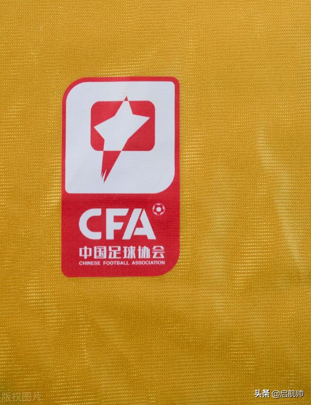 阎志简介:阎志的卓尔公益基金会今年为高校建设作出了哪些贡献？