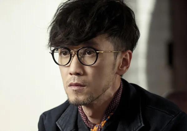 周传雄生病:如果周传雄没有生病的话，他能在华语乐坛排到什么位置