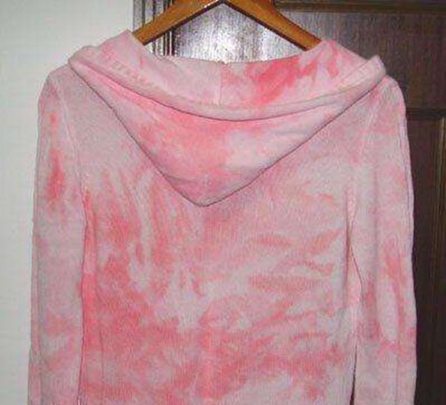 衣服染色去除小窍门:衣服染色去除小窍门，如何避免白色衣物染色？