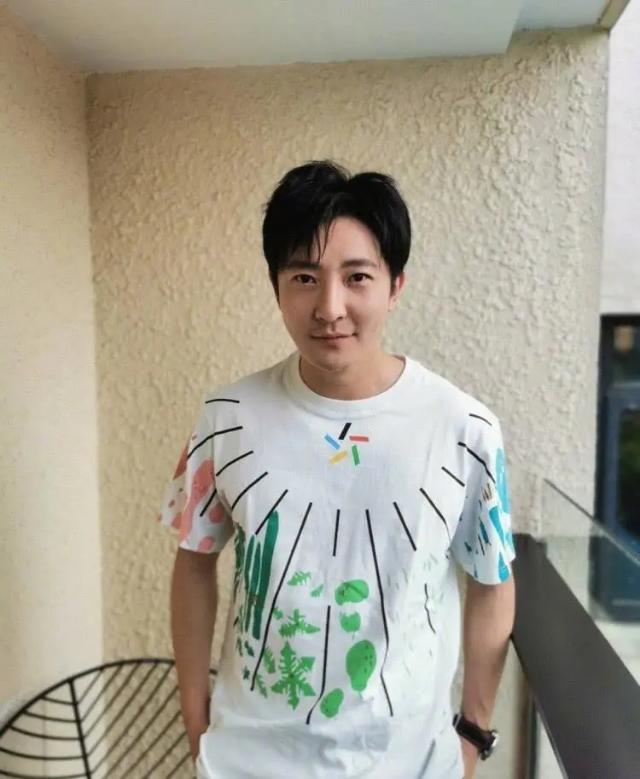 极限挑战第六季几点开播:《极限挑战》5月10日开播，8位嘉宾您最期待哪个明星表现呢？