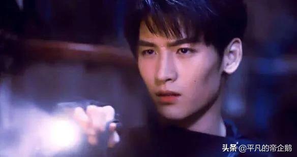 极海听雷白昊天身份:《重启》中白昊天是什么身份，为什么可以弄到液化氮