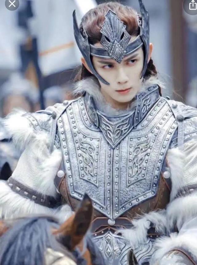 你觉得古装男演员谁最好看？为什么？