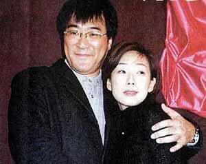 当ai已成往事:《当爱已成往事》歌词的意境，谁能懂？