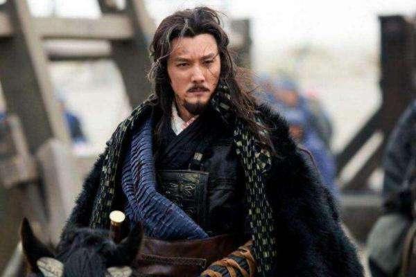 项羽坑杀秦军:强大的秦军为何会被刘邦和项羽打败？百万大军为何没有出现呢？