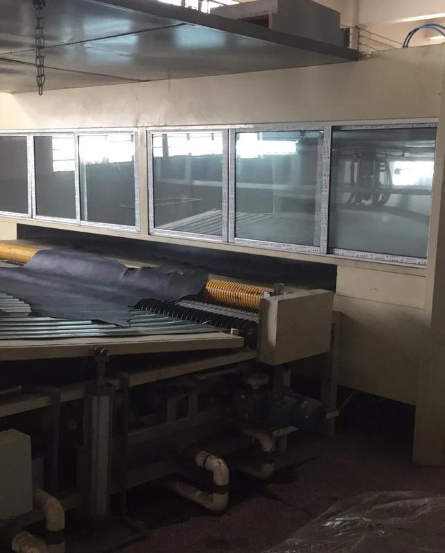 玉石真皮假皮怎么区分,在购买真皮皮衣时，如何识别皮衣真伪？