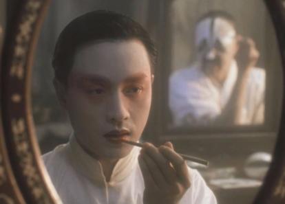苗钟真:《霸王别姬》中段小楼被程蝶衣从日本人手中救后为什么不唱戏了？