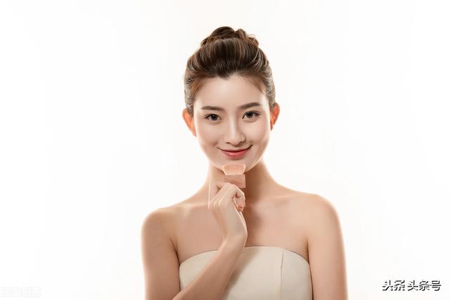 当网络名人模特苏宁官方宣布结婚时，你想到了什么？你要说什么？
(图56)