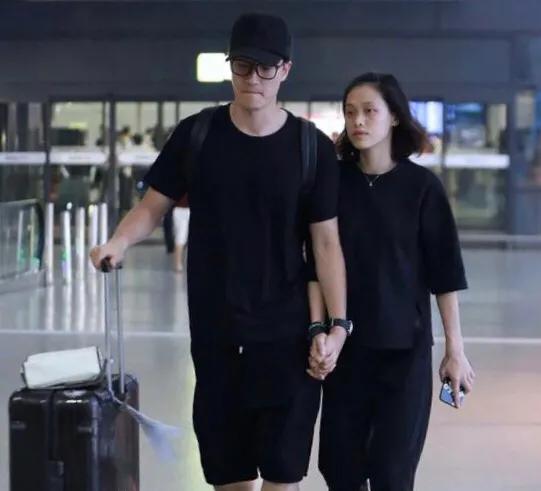 刘翔吴莎穿情侣装:刘翔与葛天离婚和吴莎再婚后，现状如何？