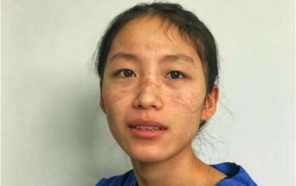 胡歌翻牌医护粉丝:岳云鹏和胡歌机智回应护士小姐姐喊话，你怎么看？