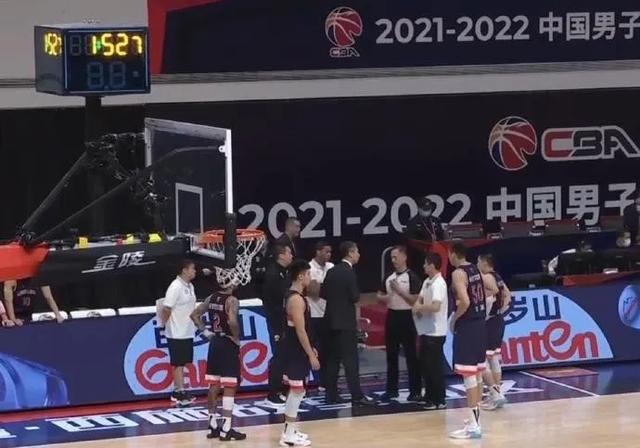 广州男篮今年能进季后赛吗？