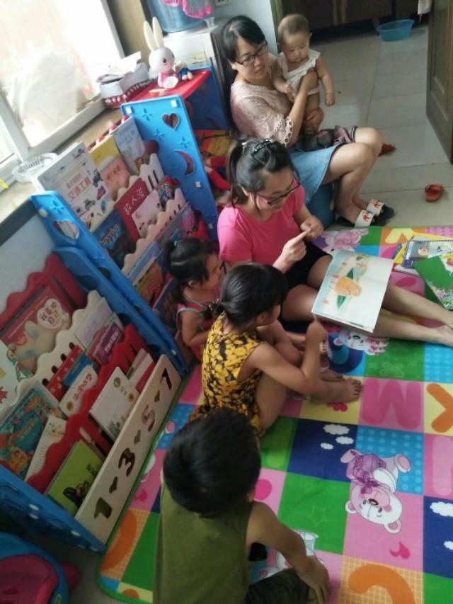 有适合2-5个幼儿、具有互动性、趣味性、知识性的游戏吗？