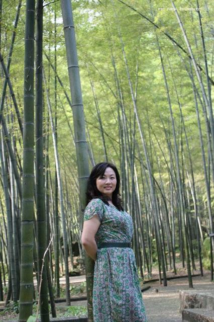 我是一个丧偶的农村妇女,今年50岁,两个女儿已经结婚了,找老伴还是不