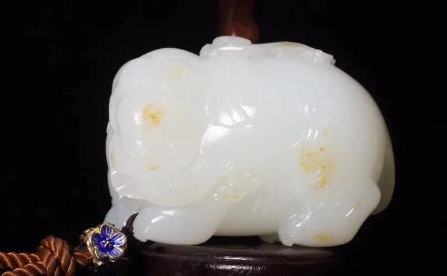 和田玉能用水泡吗,和田玉碧玉、翡翠可以泡水养吗？