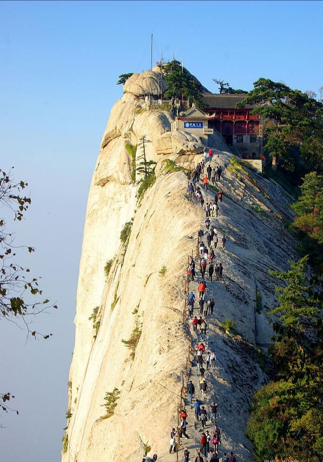夏天去哪里旅游比较好,这个季节适合去哪里旅游？