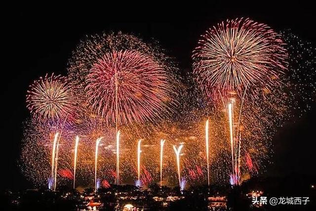 头条问答 - 2021年春节,你们要不要放烟花炮竹?(22个回答)