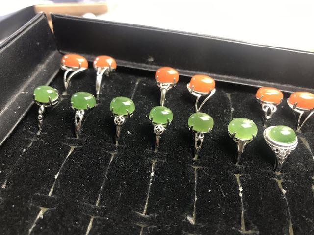 金镶玉和田玉吊坠一般价格在多少,和田玉吊坠的价格贵吗？一般多少钱？