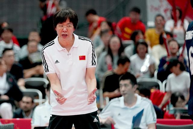 赖亚文的老公是谁:为什么迟迟不公布中国女排的新任主教练是谁什么原因