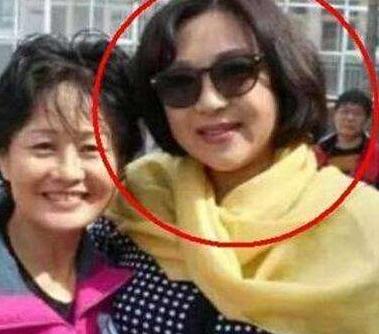 李连杰老婆利智:利智最美的时候有多少男人追过她，为什么她选择了李连杰？