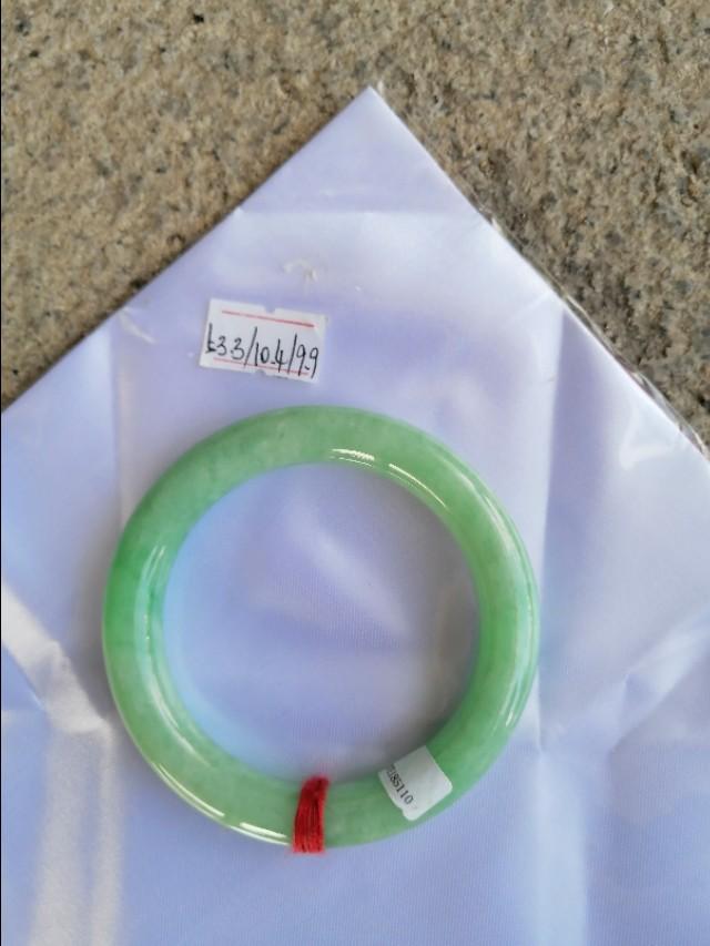 平安手镯的图片及价格,这个手镯市场价值有多少？