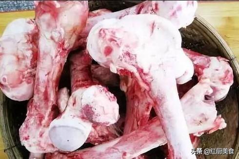 风来客牛肉味营养骨:熬牛大骨头汤怎么没有牛肉味？