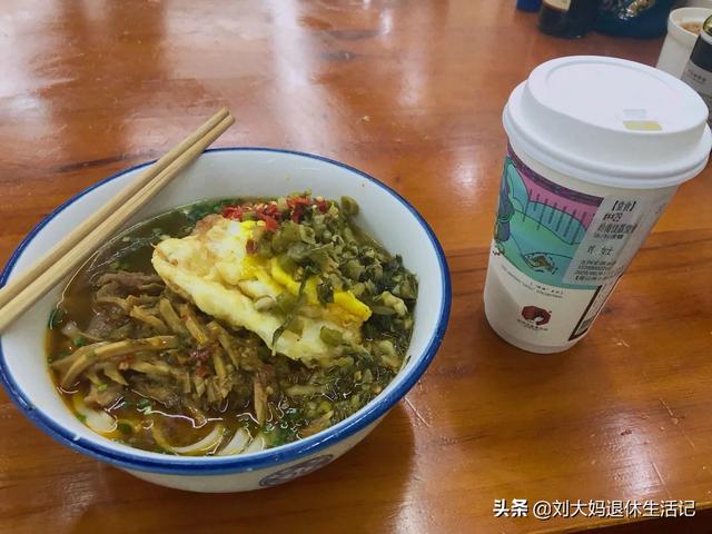 茶颜悦色有盖子吗,茶颜悦色真的那么好喝吗？