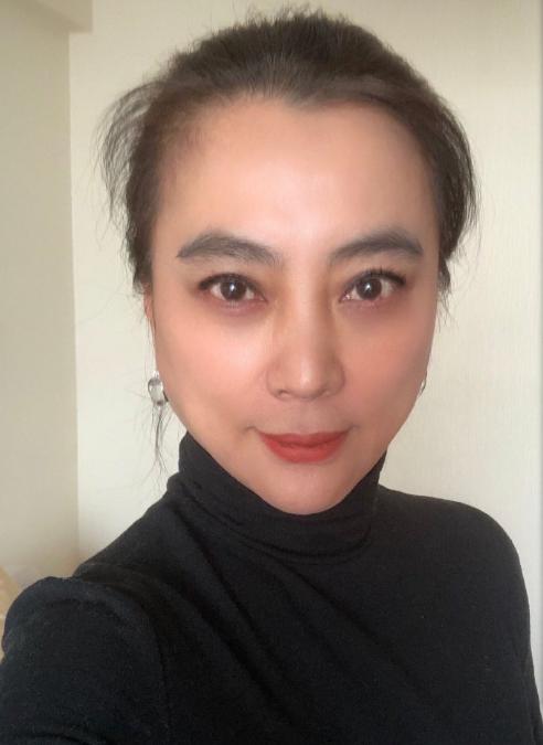 李玲玉简历:曾经的甜歌皇后和最美玉兔精李玲玉，现状如何